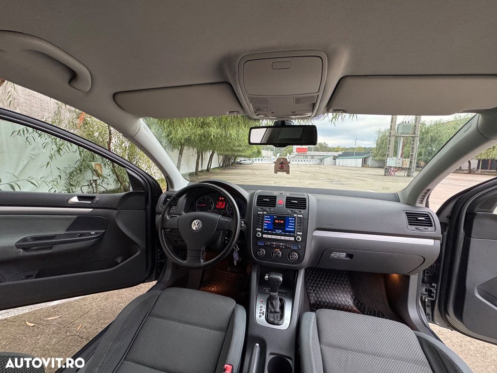 Volkswagen Golf 1.9 TDI Comfortline DSG - 4