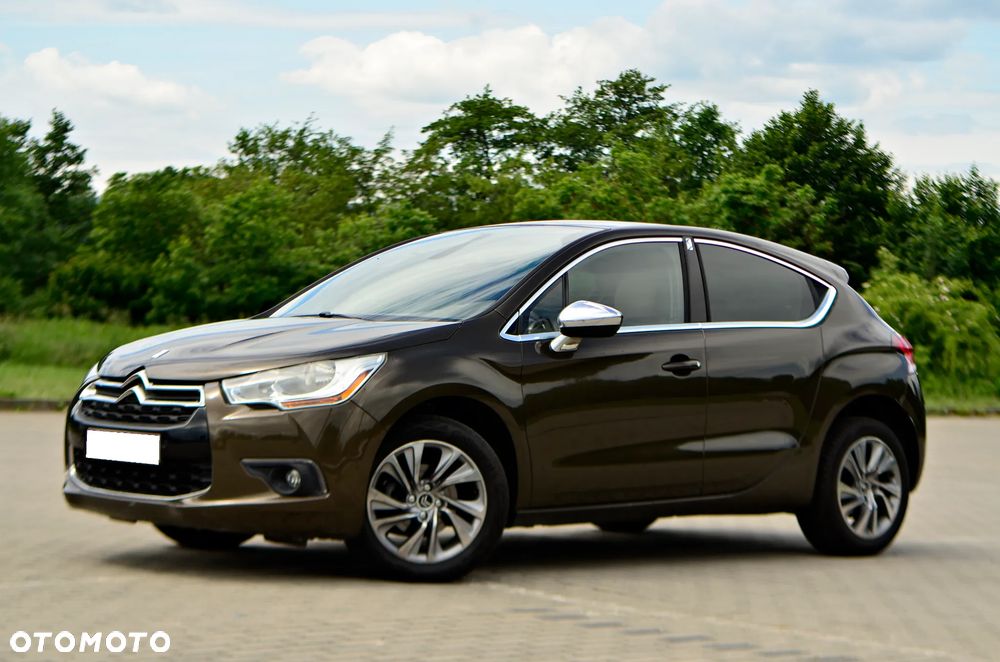 Citroën DS4 e-HDi 115 SoChic - 3