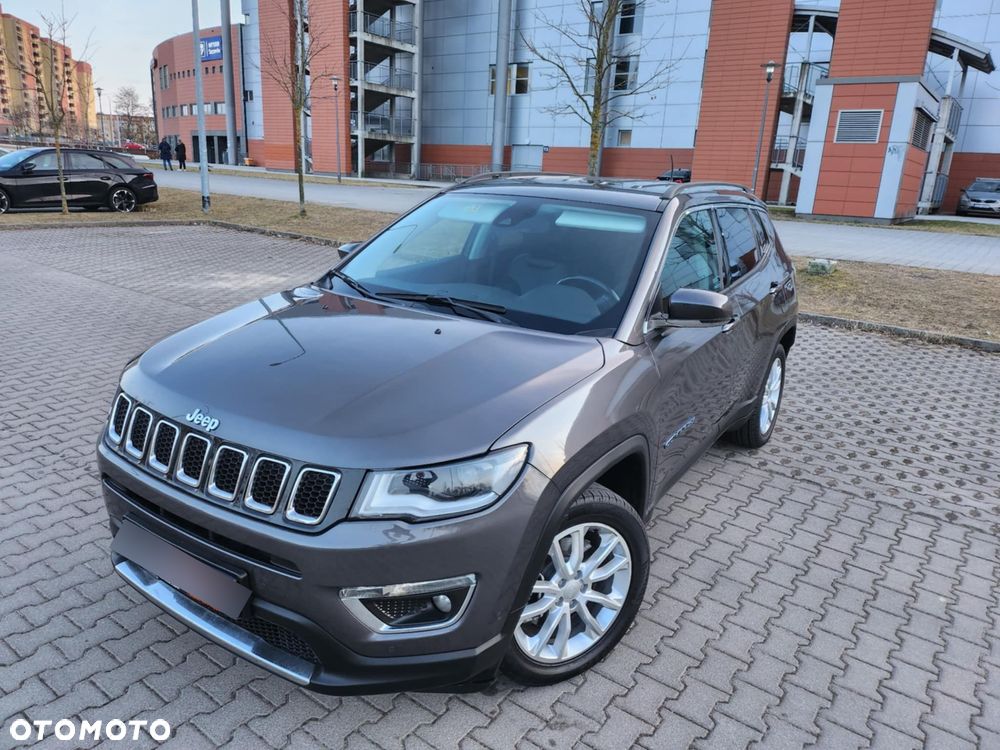Jeep Compass - 4