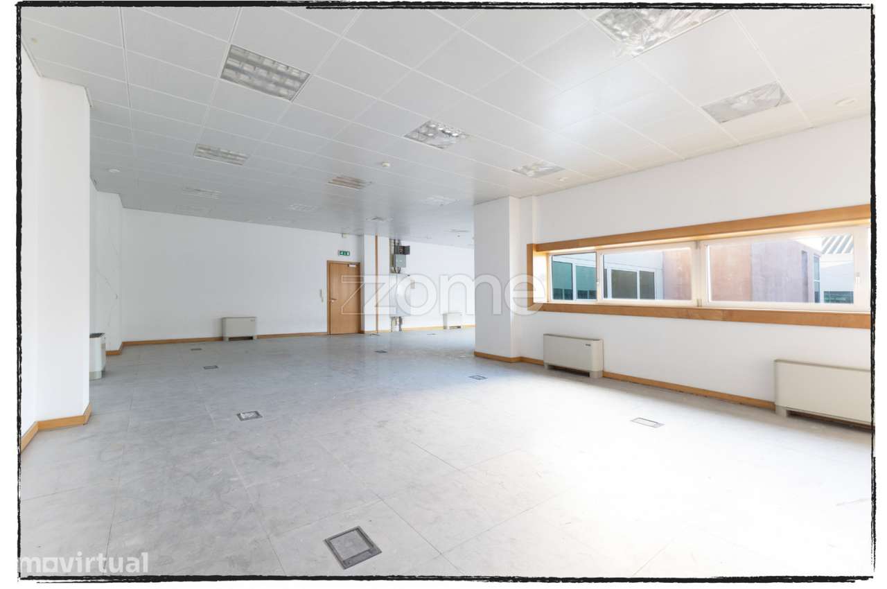 Escritório para Arrendamento – 147 m² | Sintra Business Park - Grande imagem: 5/27