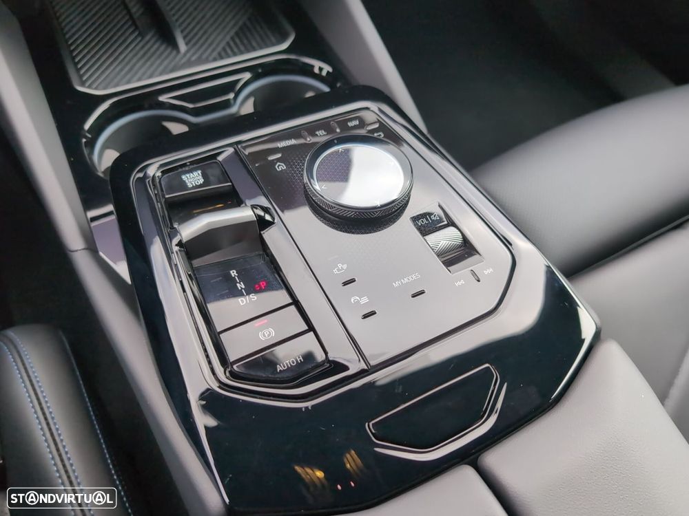 BMW 530 e Pack Desportivo M - 26