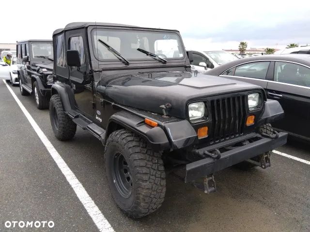 Jeep Wrangler - 2