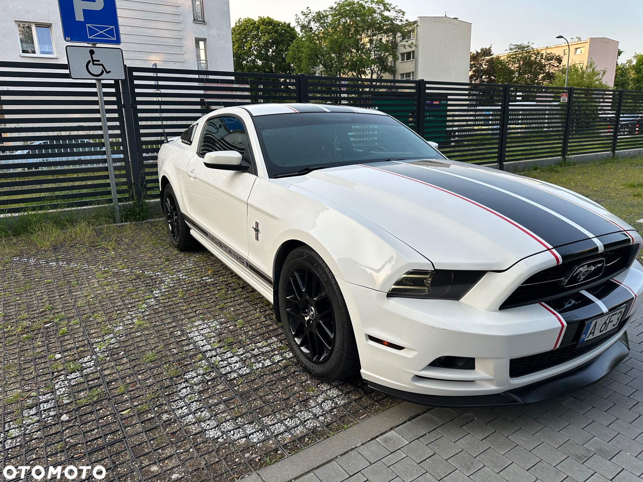 Ford Mustang 3.7 V6 Premium - 3