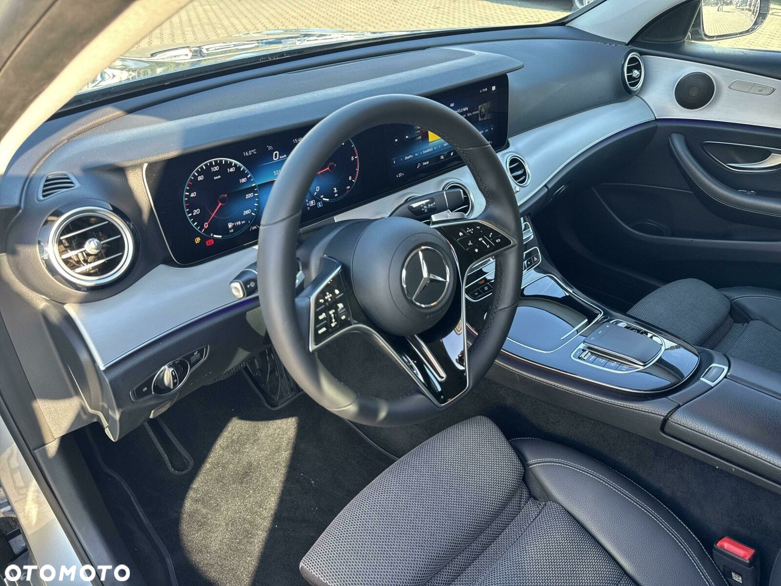 Mercedes-Benz Klasa E 220 d - 10