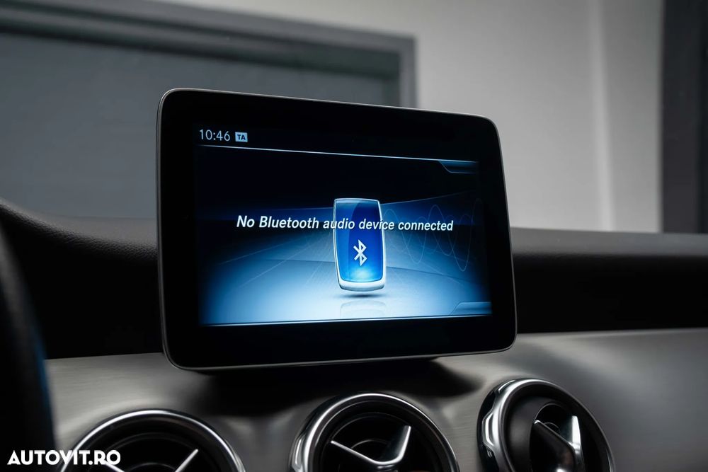 Mercedes-Benz GLA 200 7G-DCT AMG Line - 20