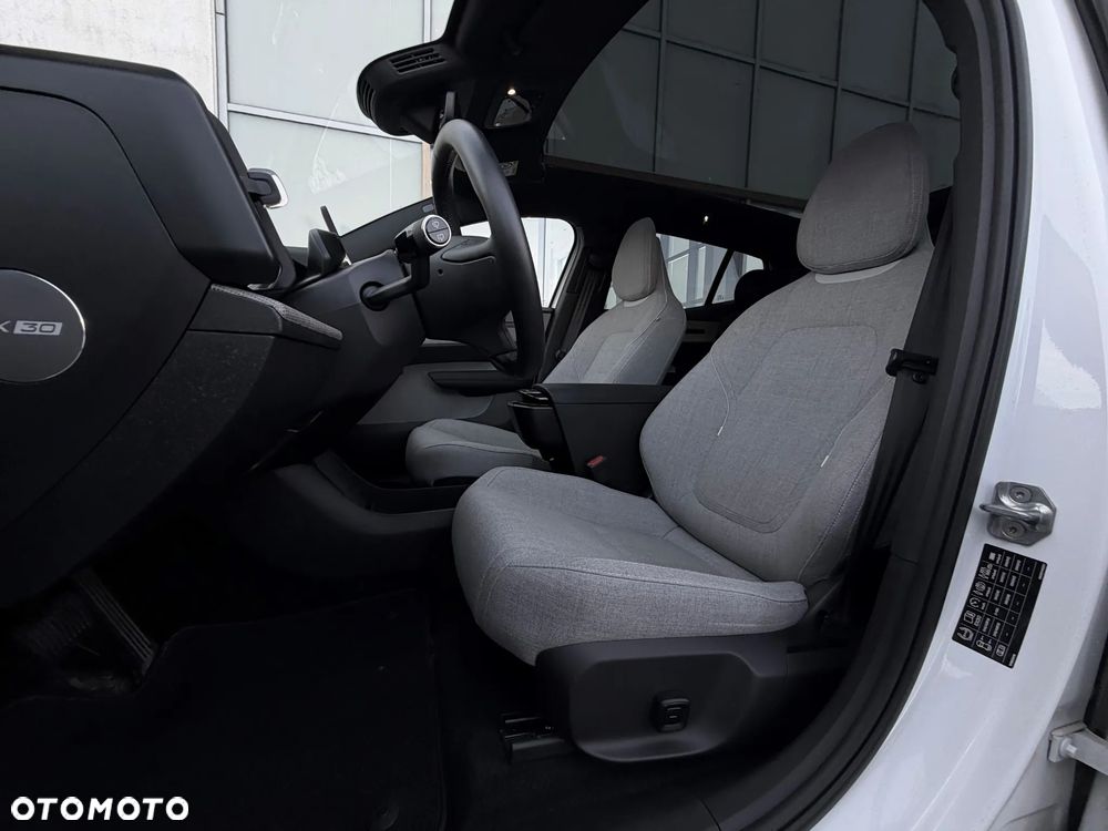 Volvo EX30 69kWh Single Motor Long Range Ultra - 4