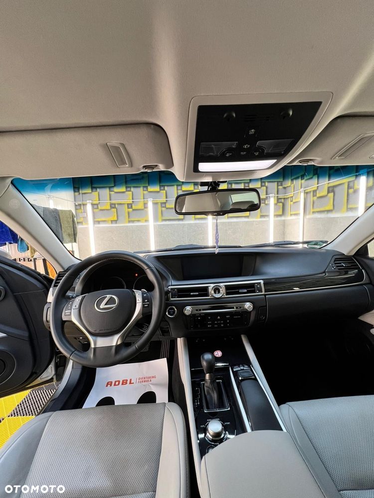 Lexus GS 300h Luxury Line - 14