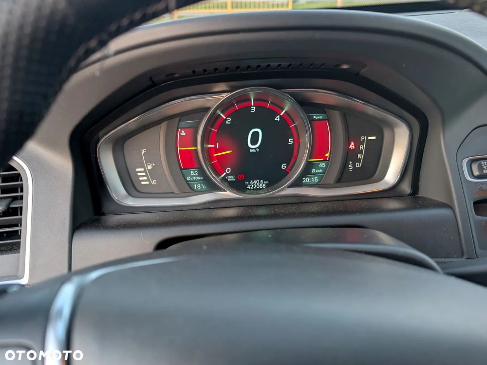 Volvo XC 60 D4 AWD Kinetic - 9