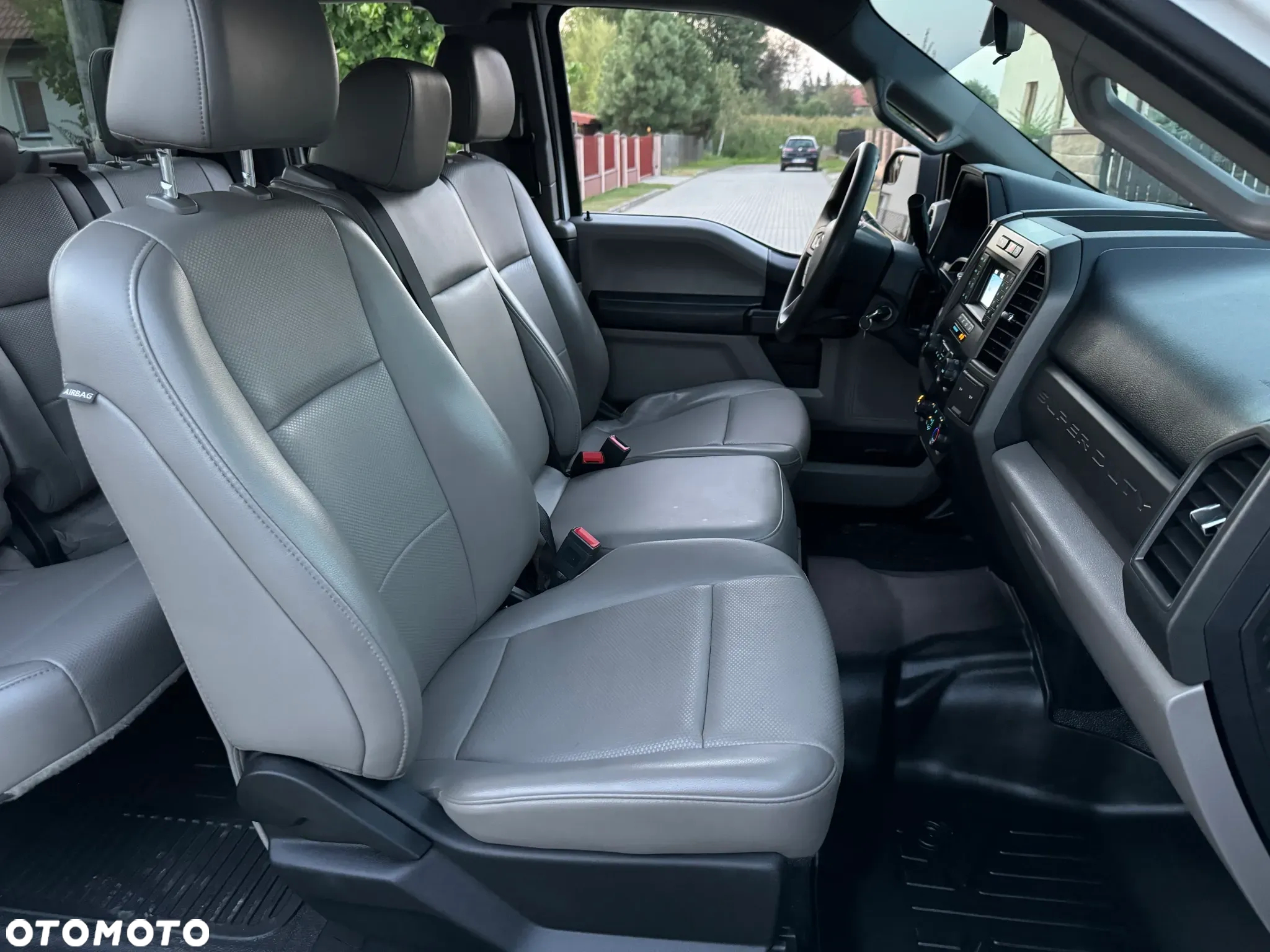 Ford F250 - 6