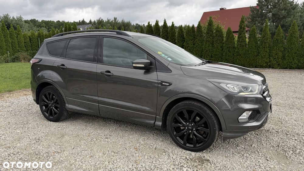 Ford Kuga 2.0 TDCi 2x4 ST-Line - 3