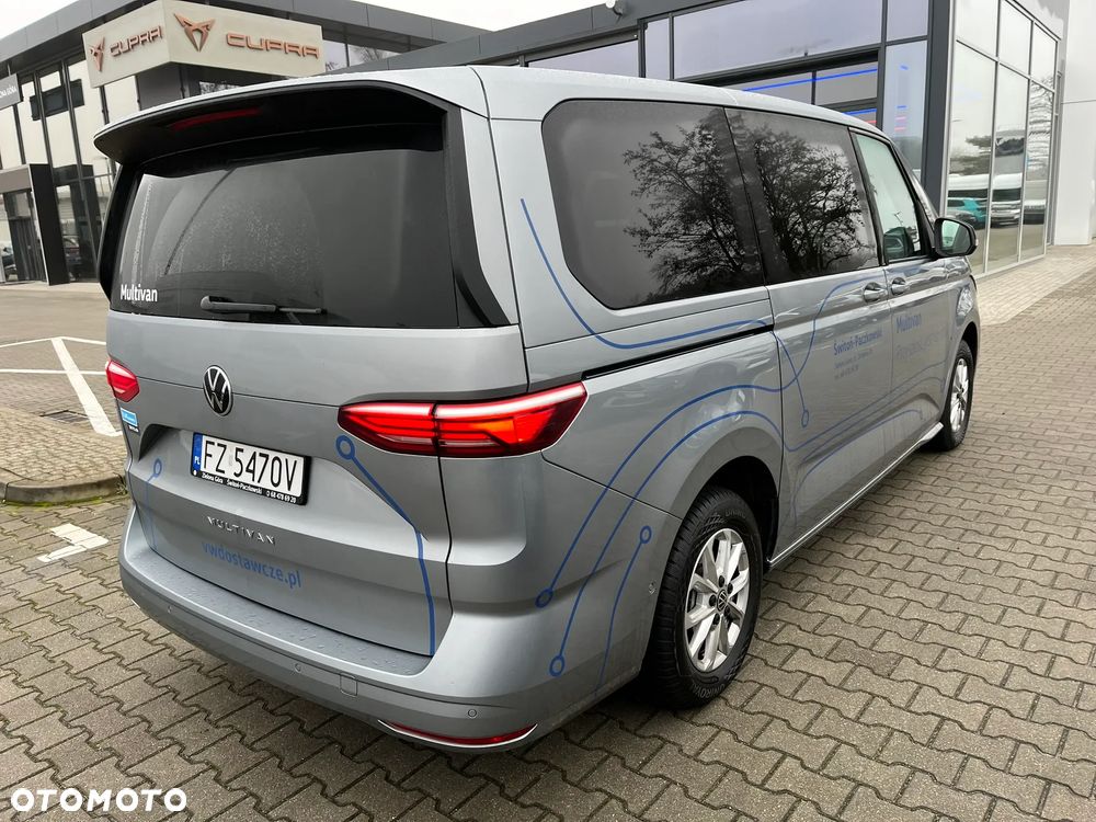 Volkswagen Multivan 2.0 TDI L2 Family DSG - 4