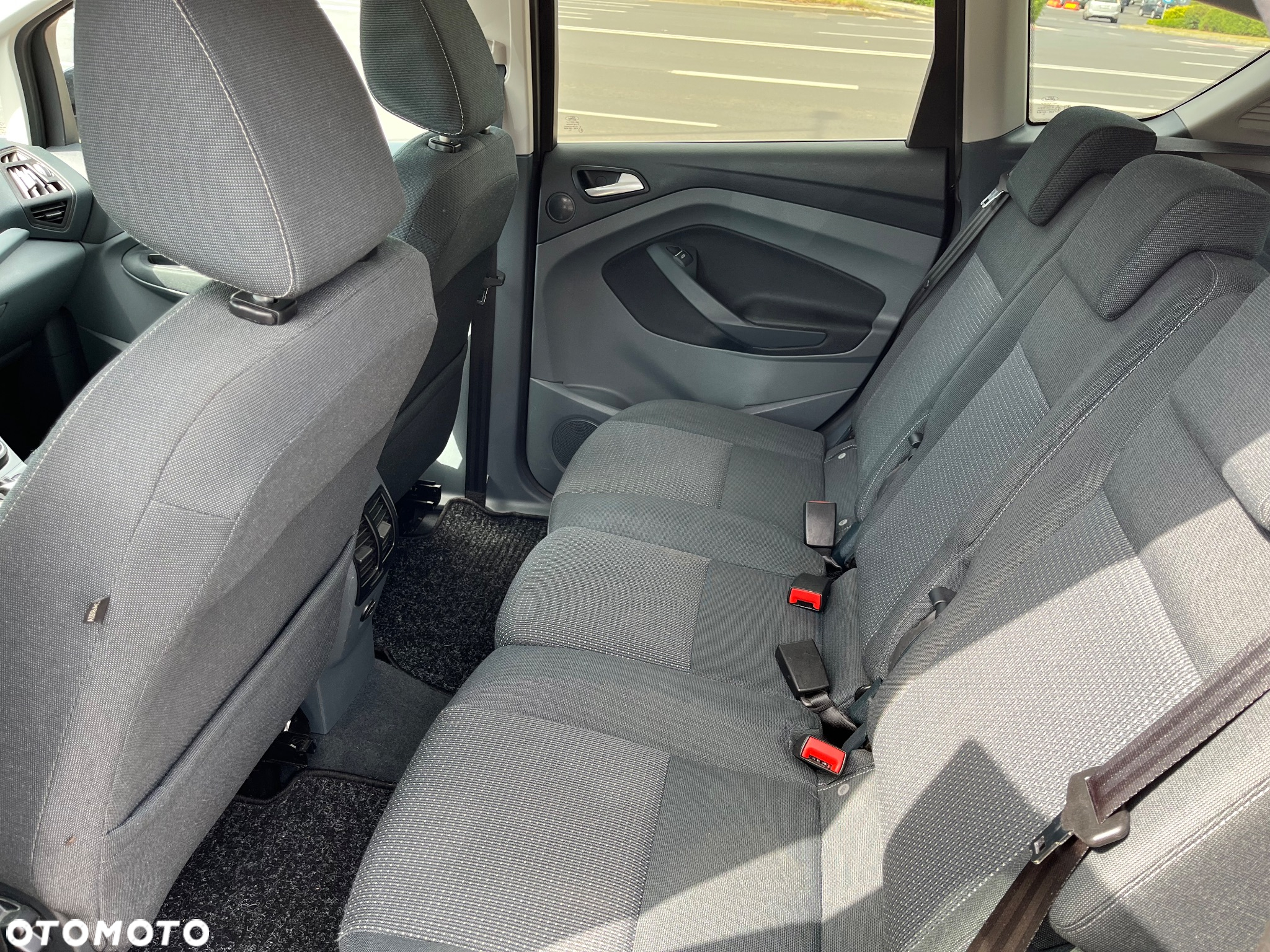 Ford C-MAX 1.6 Ti-VCT Ambiente - 14