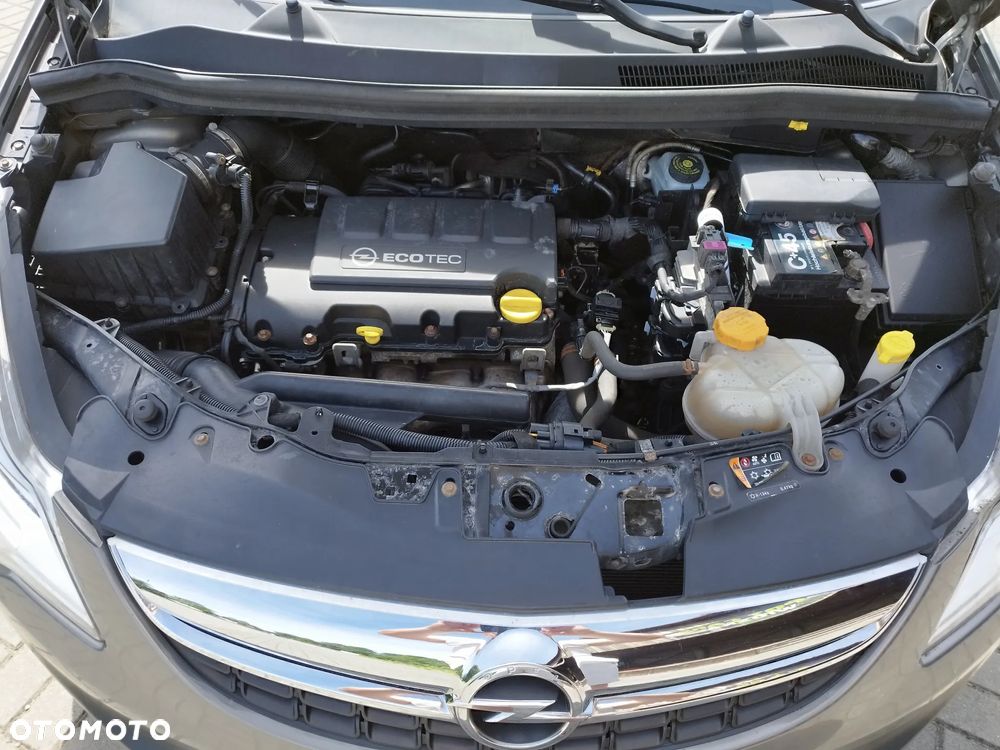 Opel Corsa 1.4 16V Active - 14