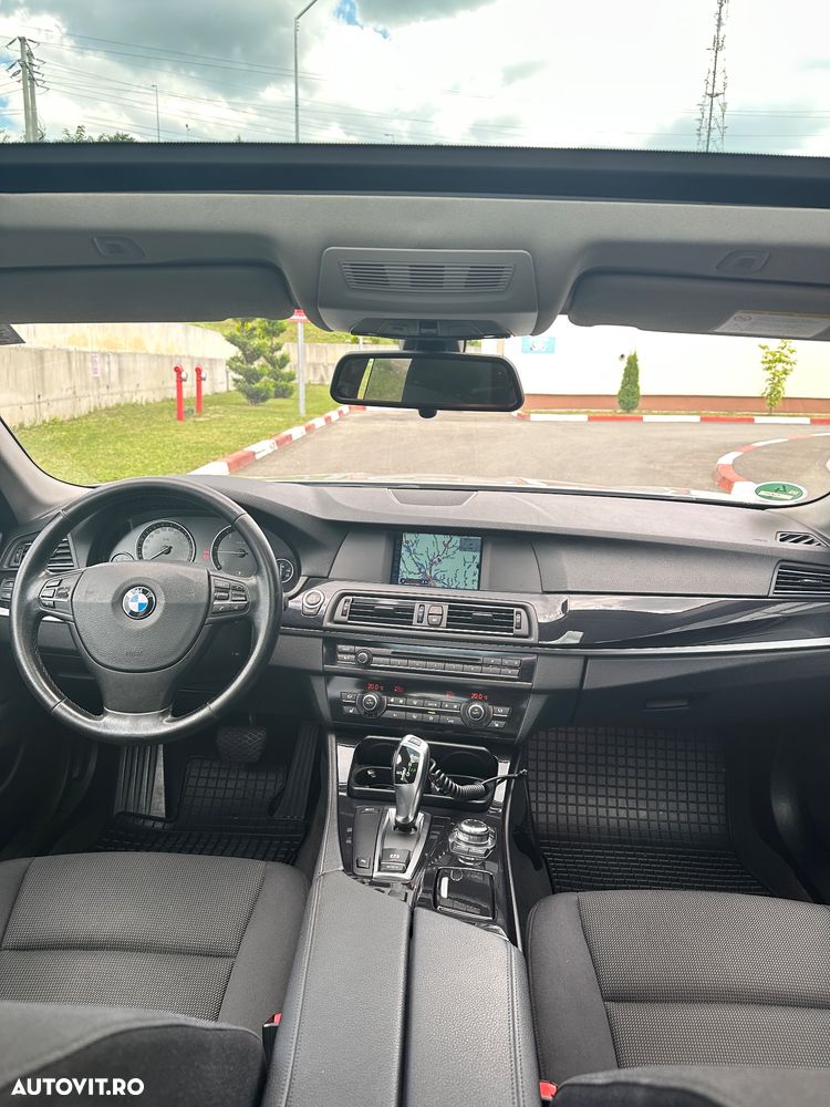 BMW Seria 5 520d Aut. - 9