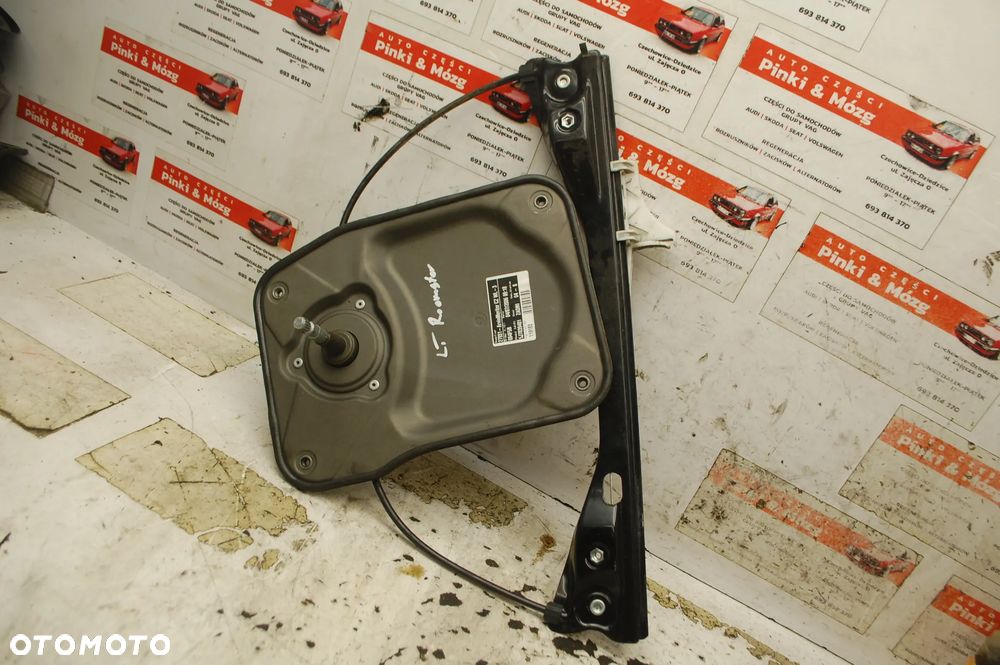 PODNOŚNIK MECHANIZM SZYBY LEWY TYŁ TYLNY MANUALNY  5J7839401 SKODA ROOMSTER PRAKTIK - 3
