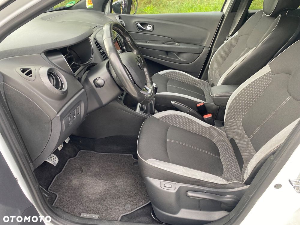 Renault Captur ENERGY TCe 120 Bose Edition - 13
