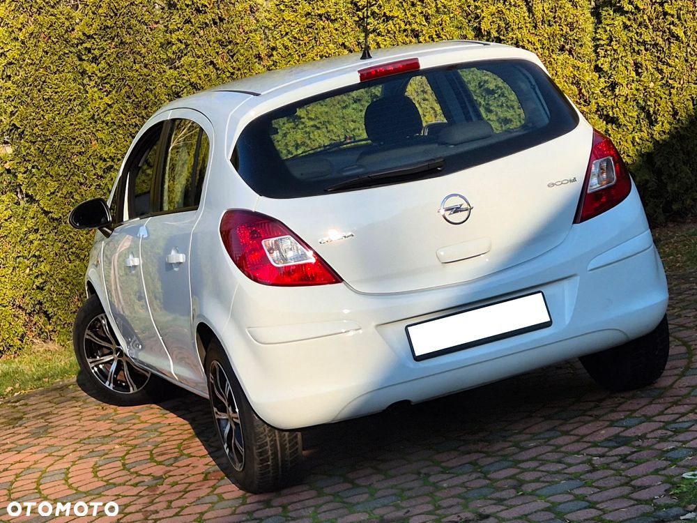 Opel Corsa 1.2 16V Edition / Active - 22