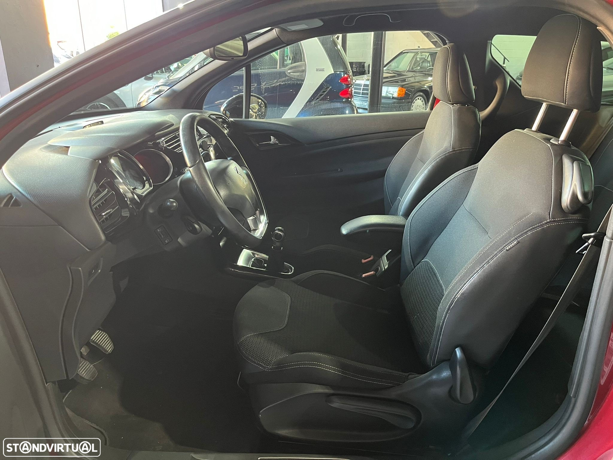 Citroën DS3 1.6 VTi So Chic - 10