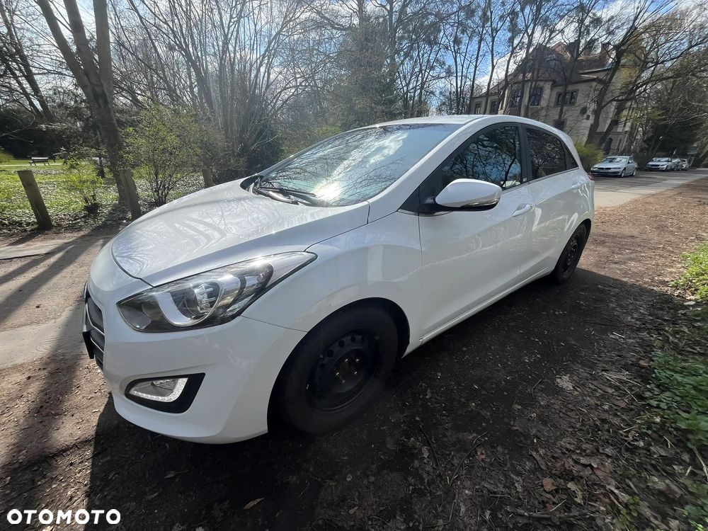 Hyundai i30 blue 1.4 Passion - 6