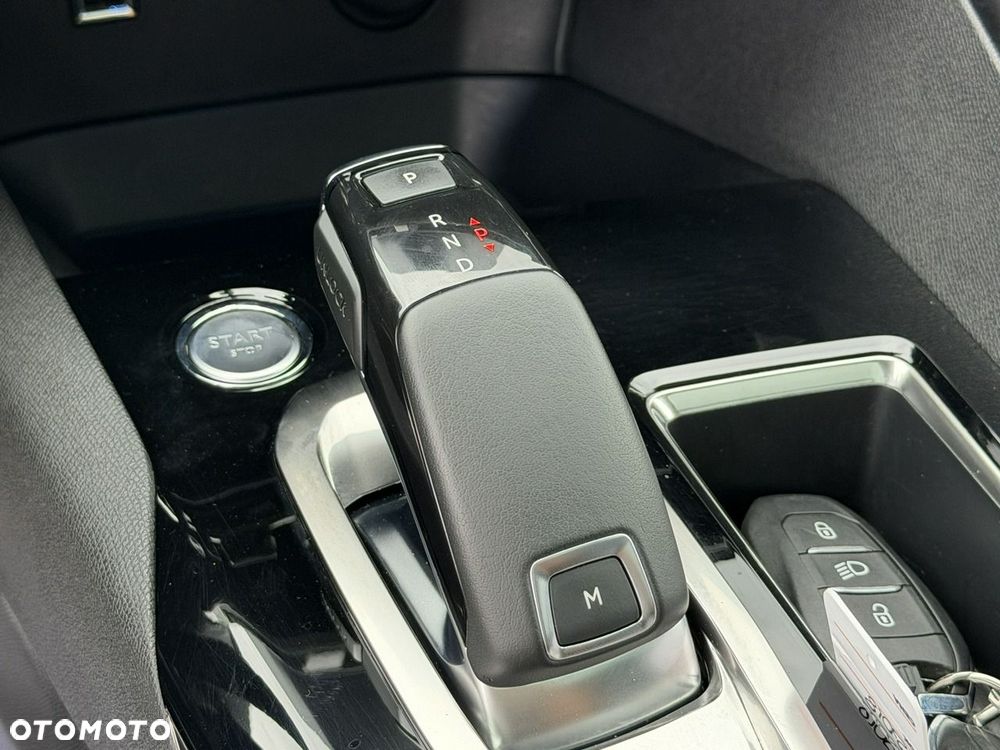 Peugeot 3008 THP 165 EAT6 Stop & Start Allure - 27
