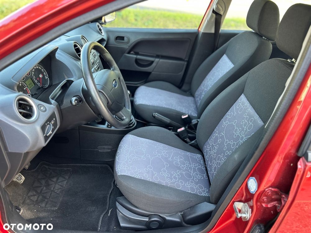 Ford Fiesta 1.3 Style - 39