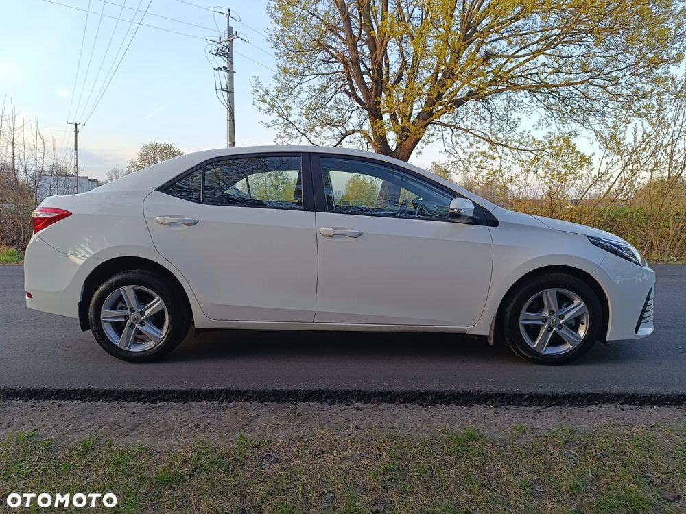 Toyota Corolla 1.4 D-4D Comfort - 22