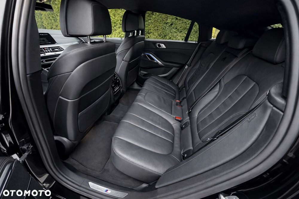 BMW X6 - 12