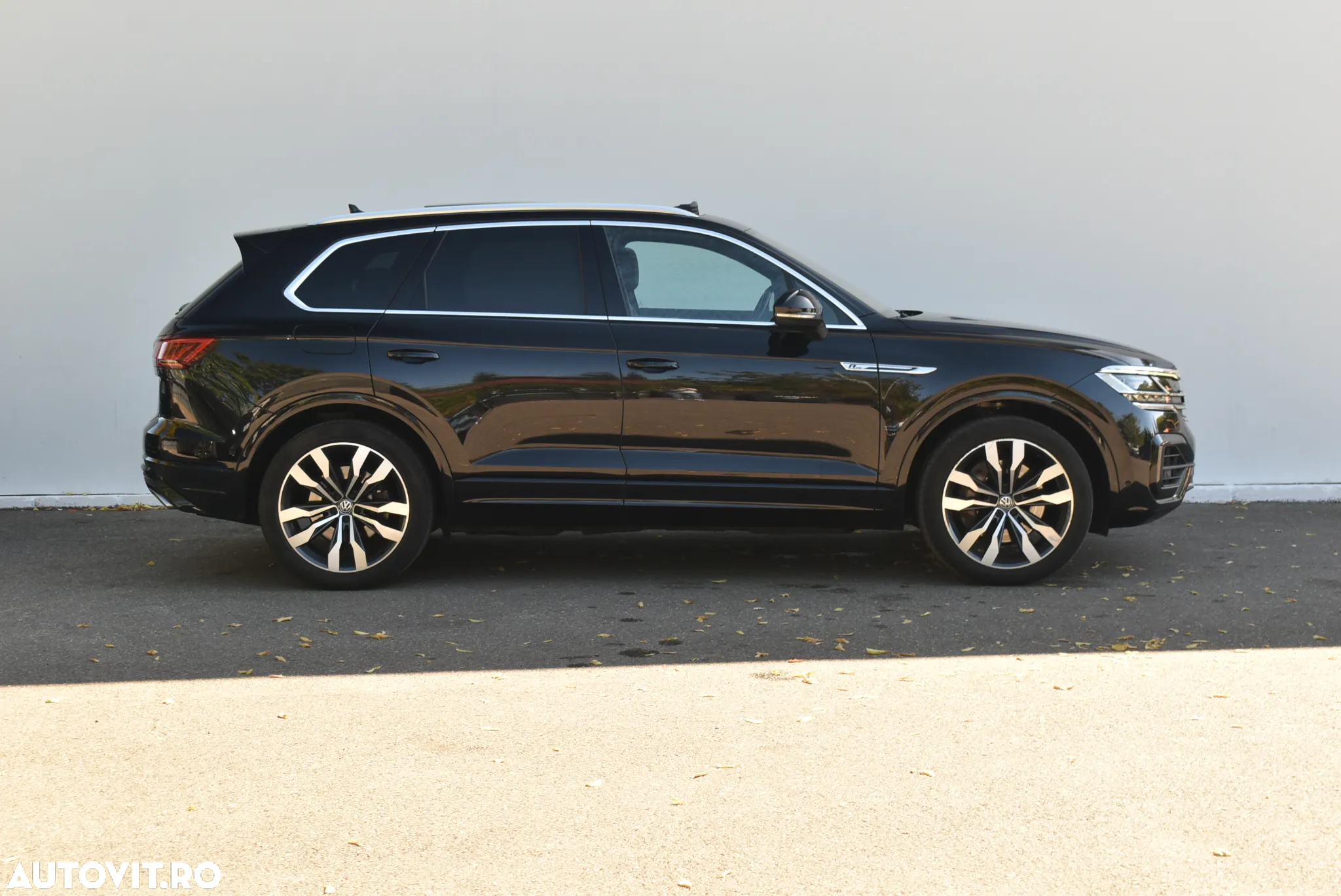 Volkswagen Touareg 3.0 V6 TSI OPF 4Motion Aut. R-Line - 25