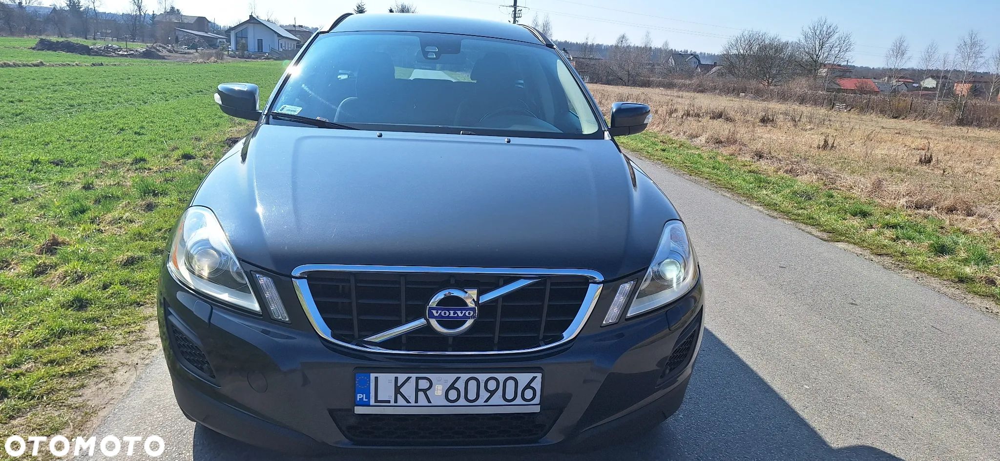 Volvo XC 60 DRIVe R Design - 1
