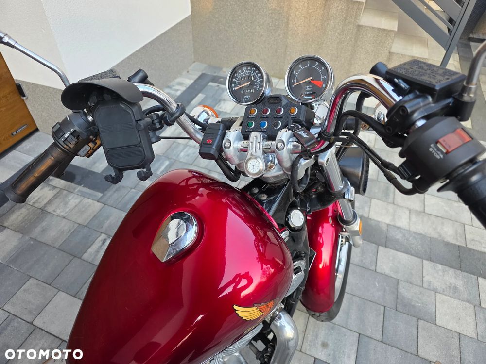 Honda Shadow - 6