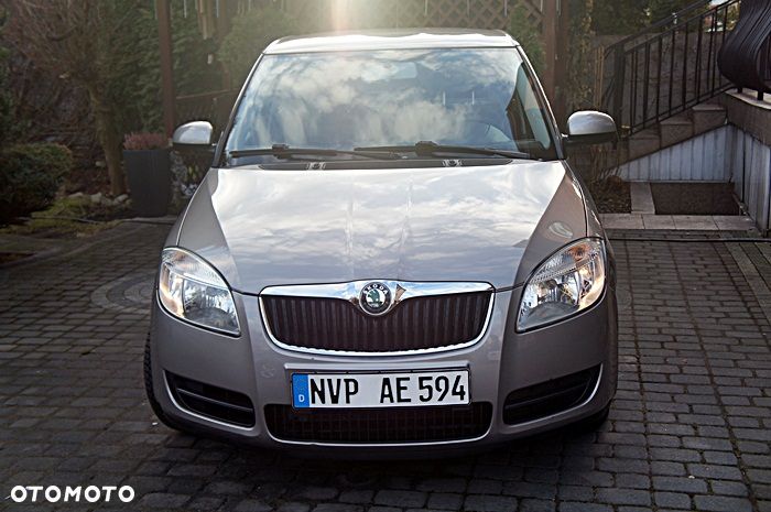 Skoda Fabia 1.2 HTP Ambiente - 2