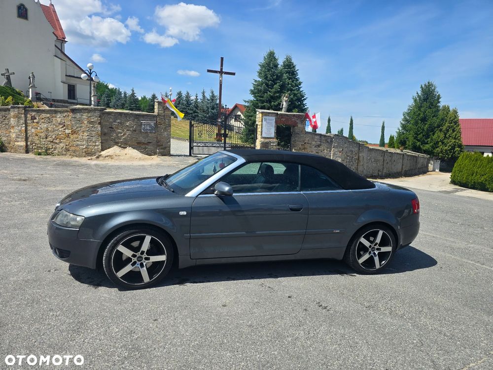 Audi A4 Cabrio - 1