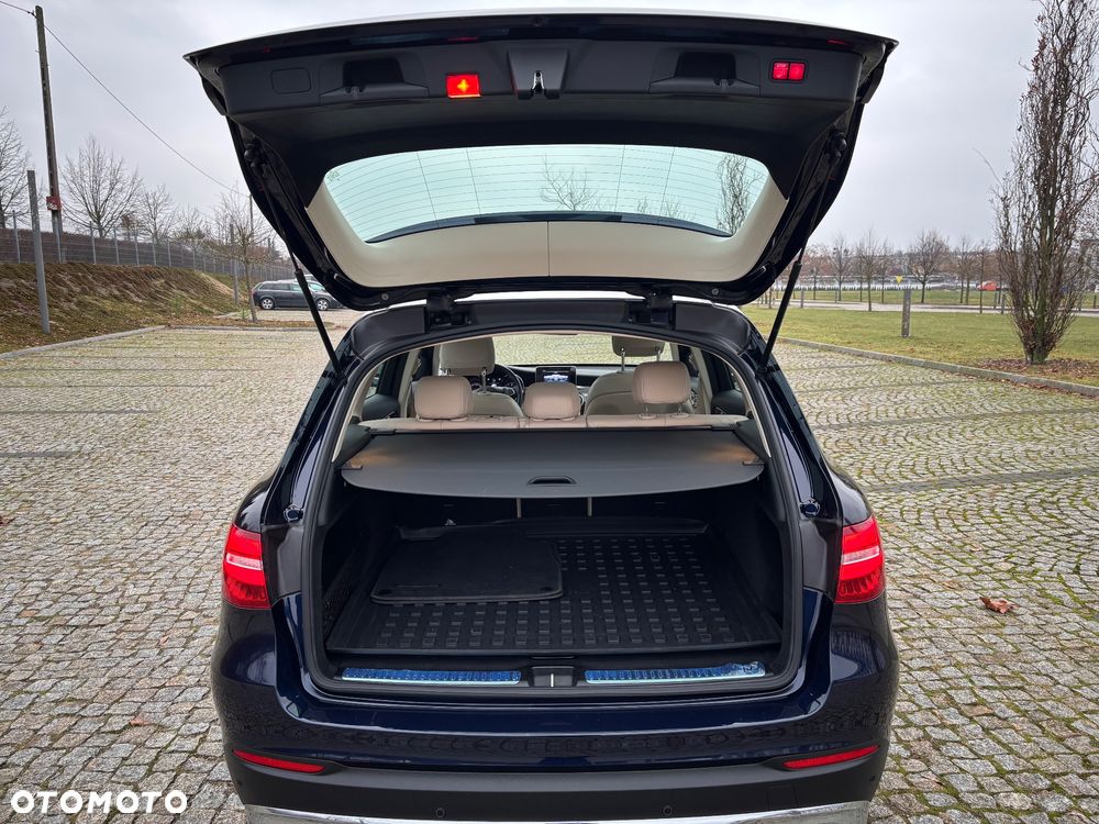 Mercedes-Benz GLC - 14