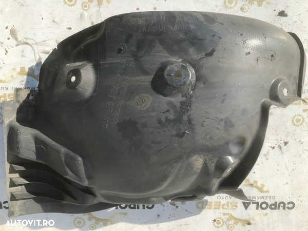 Carenaj roata dreapta fata Renault Megane 3 (2008-2012) 638446673r