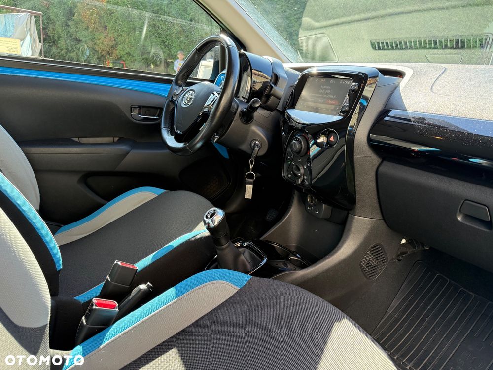 Toyota Aygo 1.0 VVT-i Sprint EU6 - 6