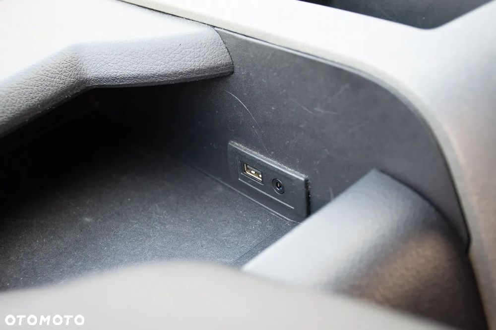 Mercedes-Benz Sprinter - 5