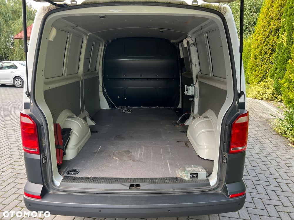 Volkswagen Transporter - 5