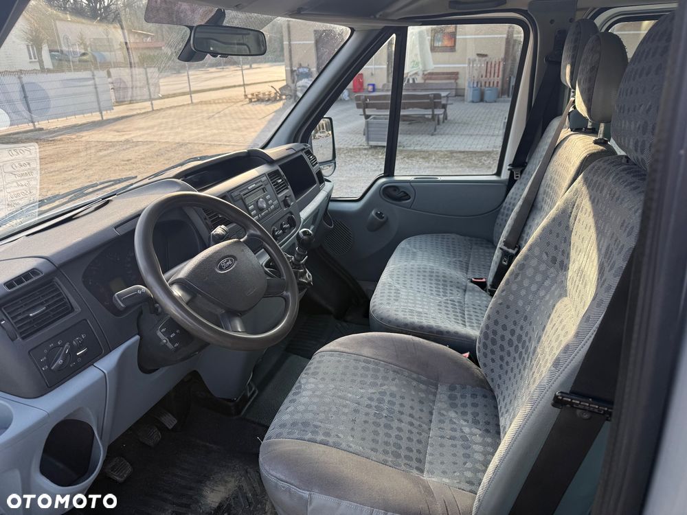 Ford Transit - 5