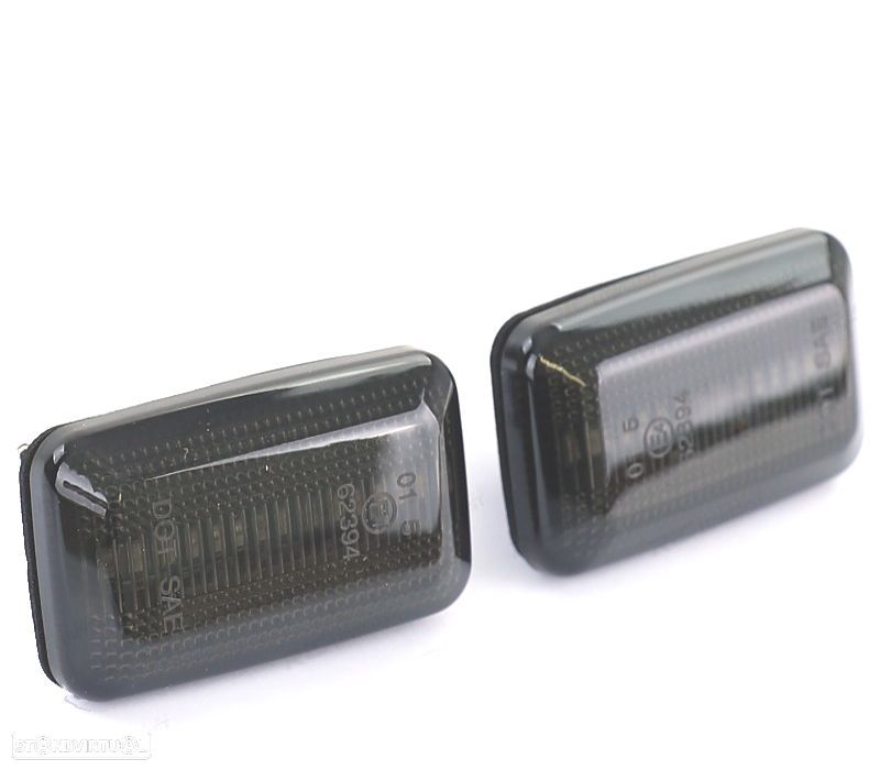 PISCAS LATERAIS VOLKSWAGEN VW PARA AUDI LED PRETO FUMADO - 2