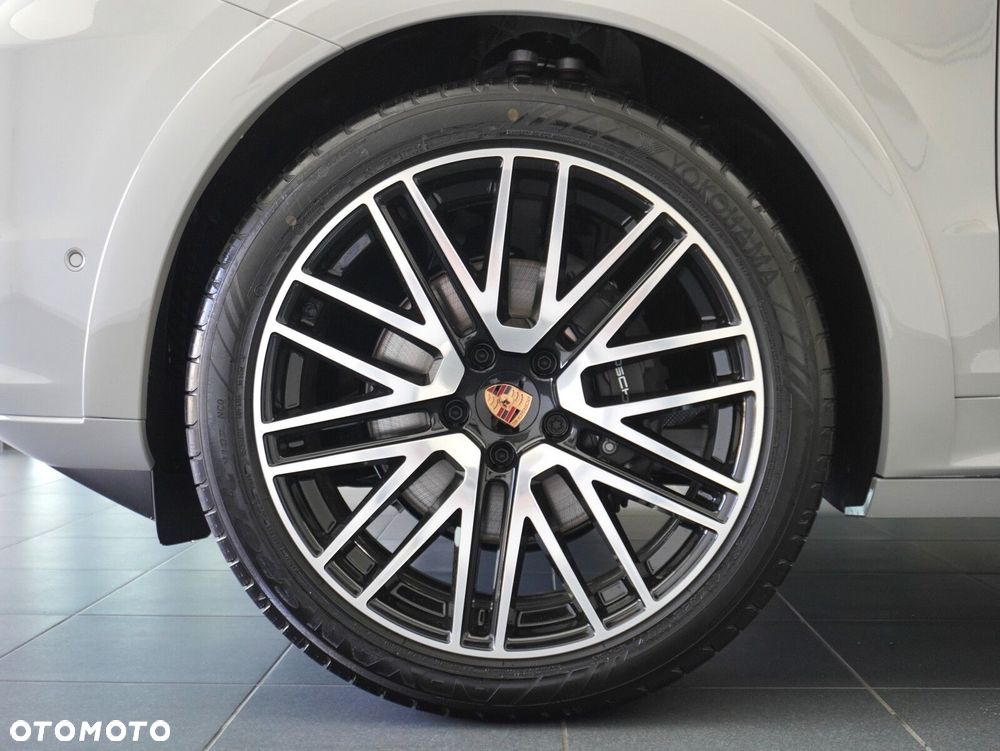 Porsche Cayenne Black Edition - 10
