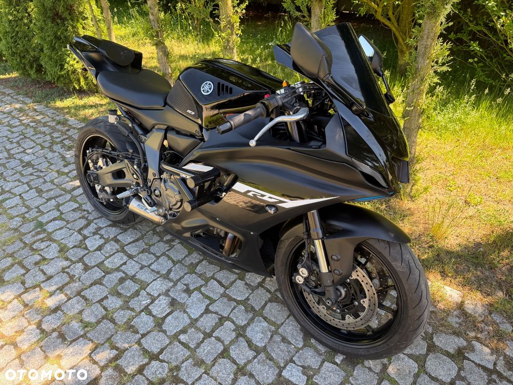 Yamaha R7 - 10
