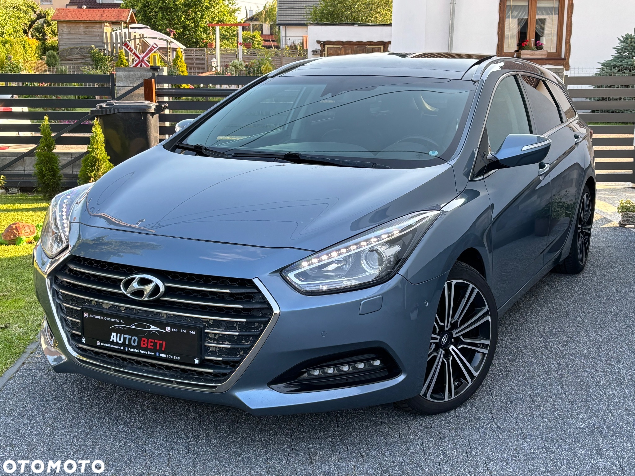 Hyundai i40 Kombi blue 1.7 CRDi DCT Premium - 2