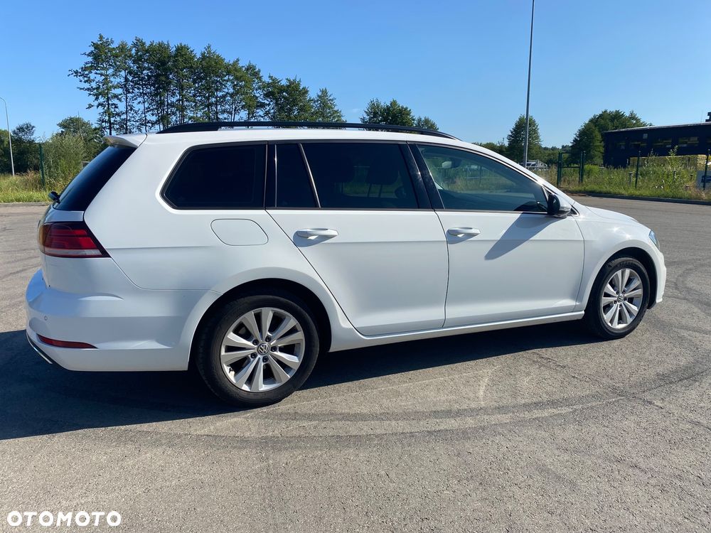 Volkswagen Golf - 4