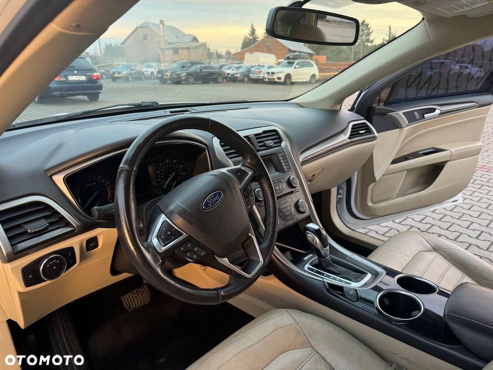 Ford Fusion 1.6 Style - 16
