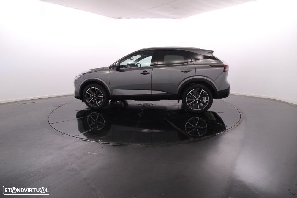 Nissan Qashqai 1.3 DIG-T Tekna SKY - 3