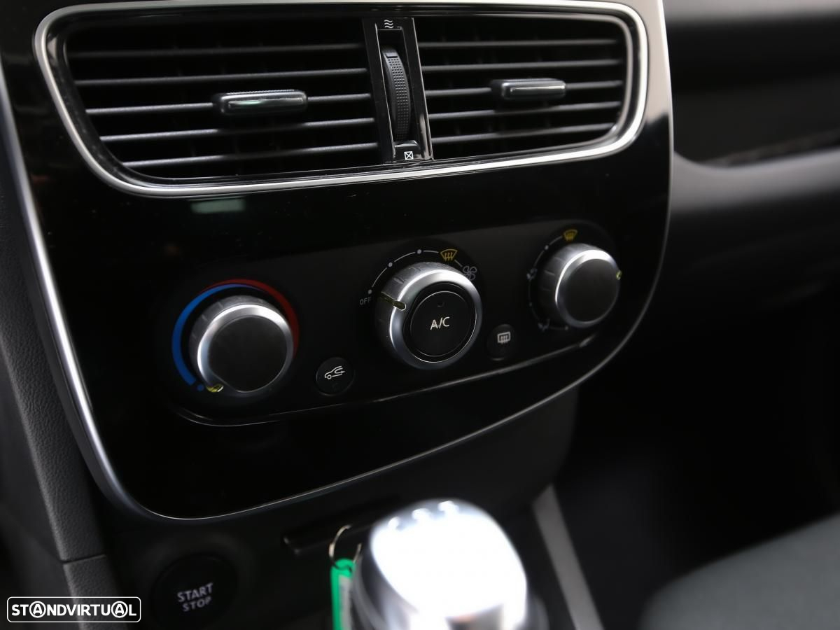 Renault Clio 1.5 dCi Limited - 17