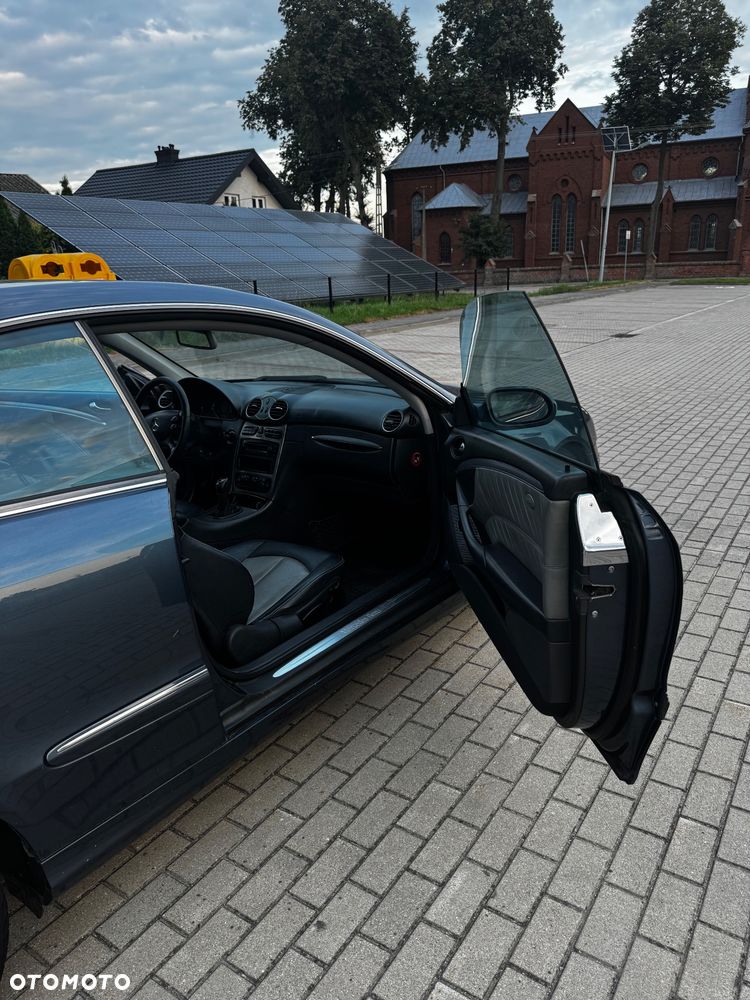 Mercedes-Benz CLK 270 CDI Avantgarde - 12