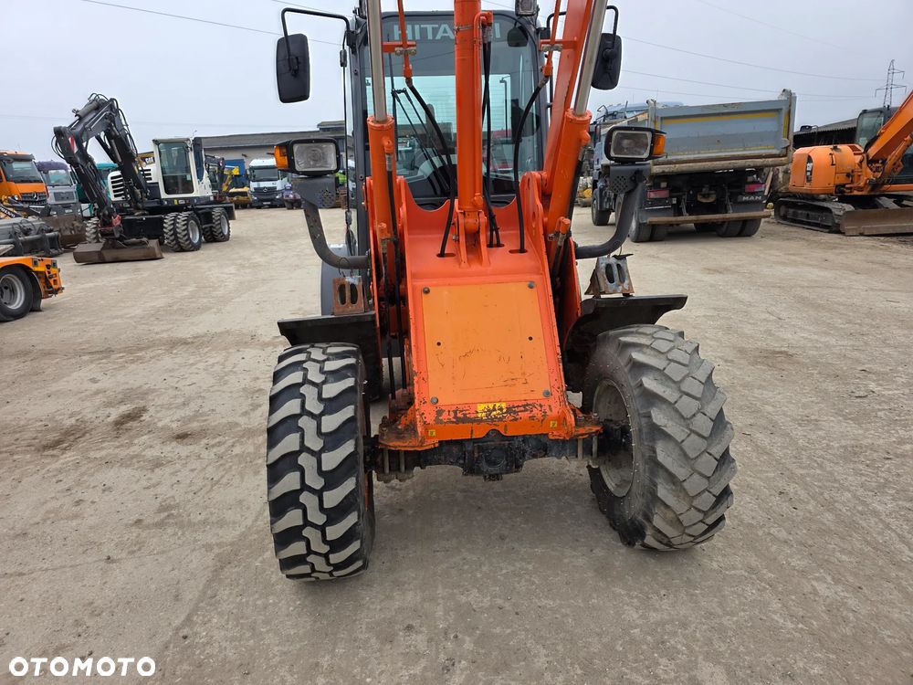 Hitachi ZW75 6500 kg Krokodyl +Widly - 11