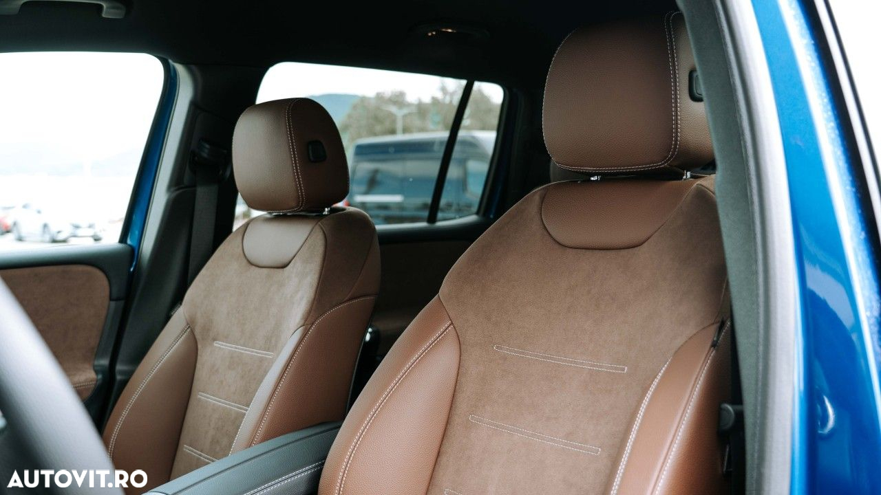 Mercedes-Benz GLB - 24