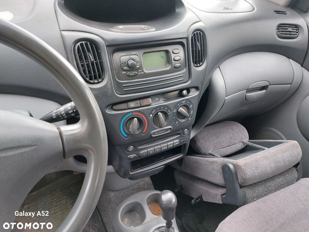 Klapa bagażnika TOYOTA YARIS VERSO  1,4D 02R. maska,lampy,zderzaki,drzwi..... - 7